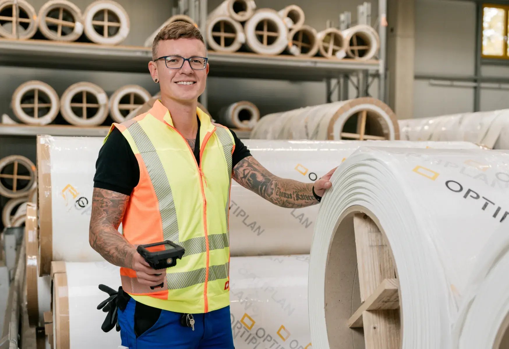 Mitarbeiter im Bereich Logistik_2x-1