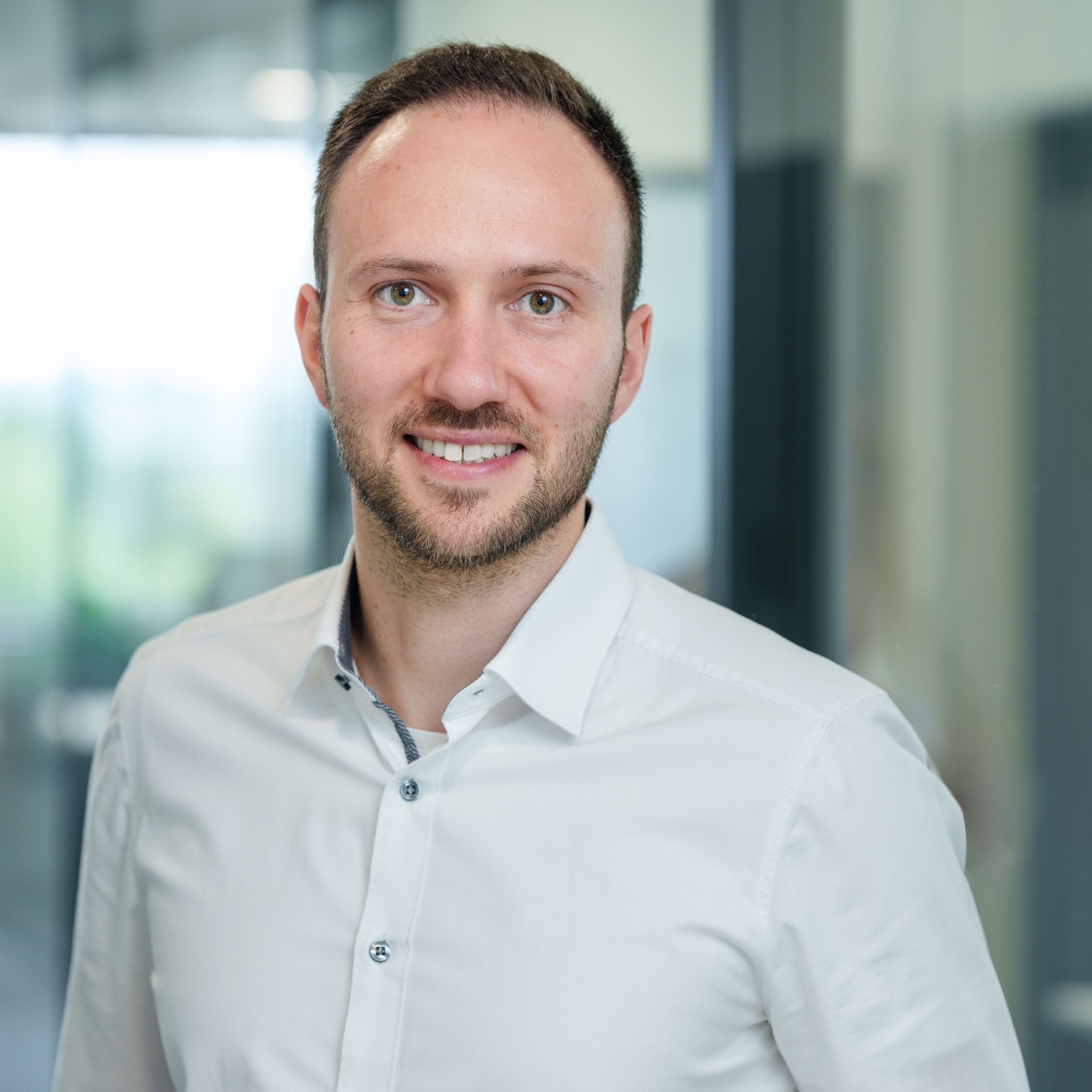 1 Timo Hoffmann 915x915 px 1