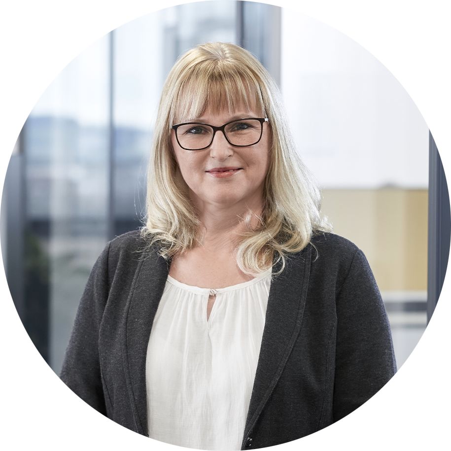 7 Ines Meinel 915x915 px 1